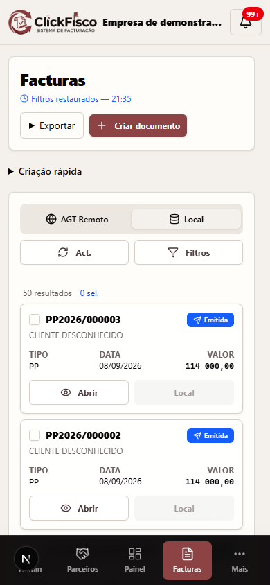 Captura real da área Facturas do ClickFisco no telemóvel